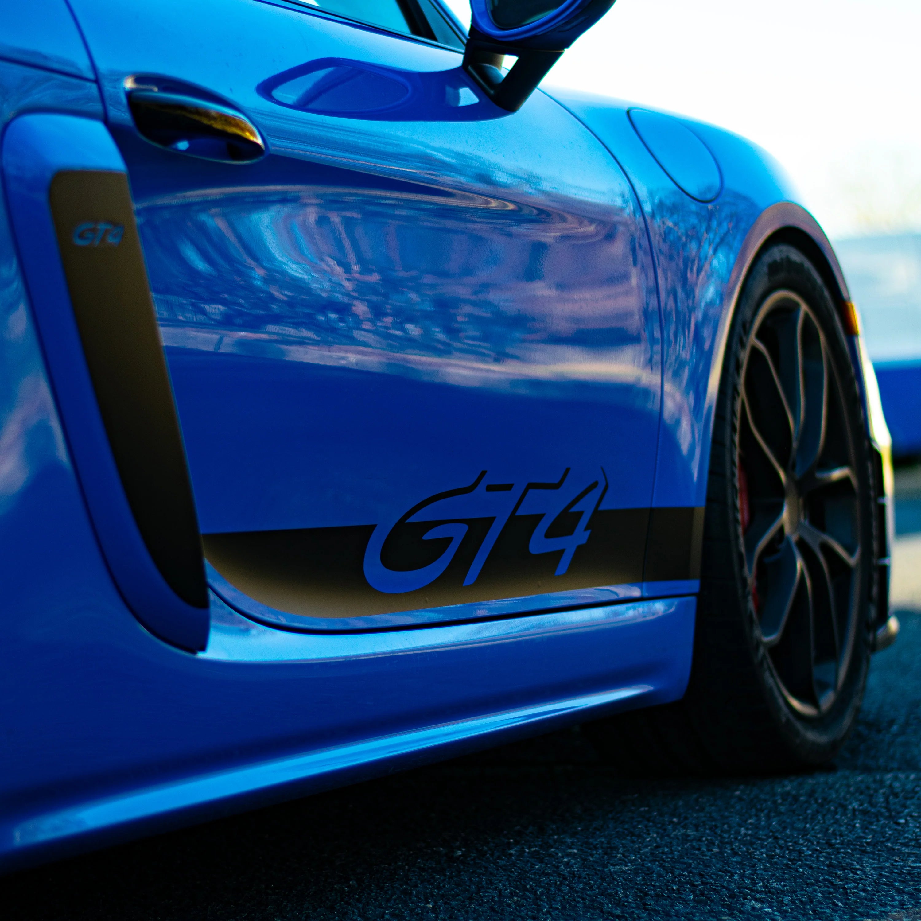 Sticker de bas de porte Porsche GT4 718