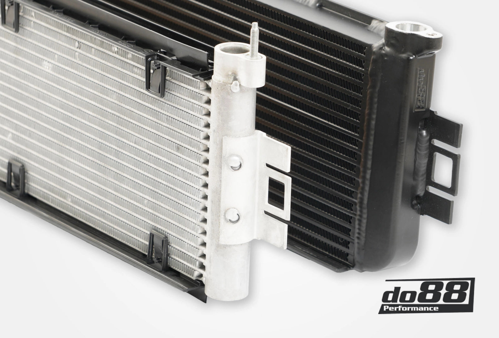 Radiateur d'huile moteur DO88 BMW M2 G87