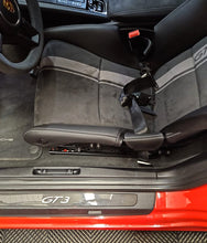 Charger l&#39;image dans la galerie, Protections de sieges Carbone PORSCHE GT4 718
