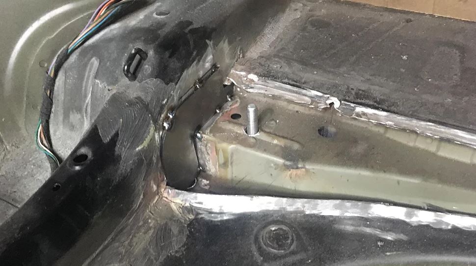 Plancher BMW E46 kit à souder renfort par dessus